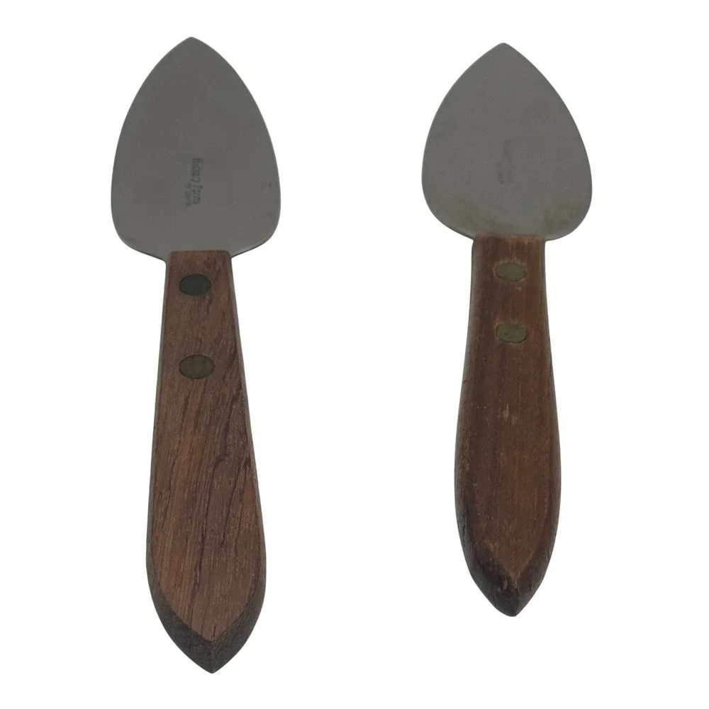 Vintage Hickory Farms Of Ohio Cheese Spreader Knives Set 2 Wood Handle Stainless